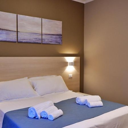 إمبيريا Pianomare Riviera Apartments And Rooms المظهر الخارجي الصورة