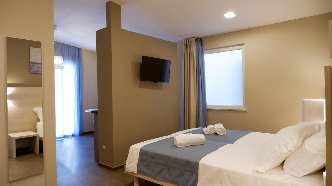 إمبيريا Pianomare Riviera Apartments And Rooms المظهر الخارجي الصورة