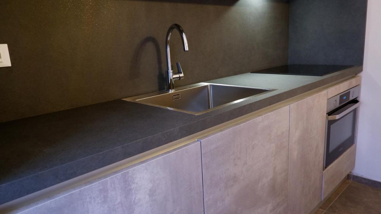 إمبيريا Pianomare Riviera Apartments And Rooms المظهر الخارجي الصورة