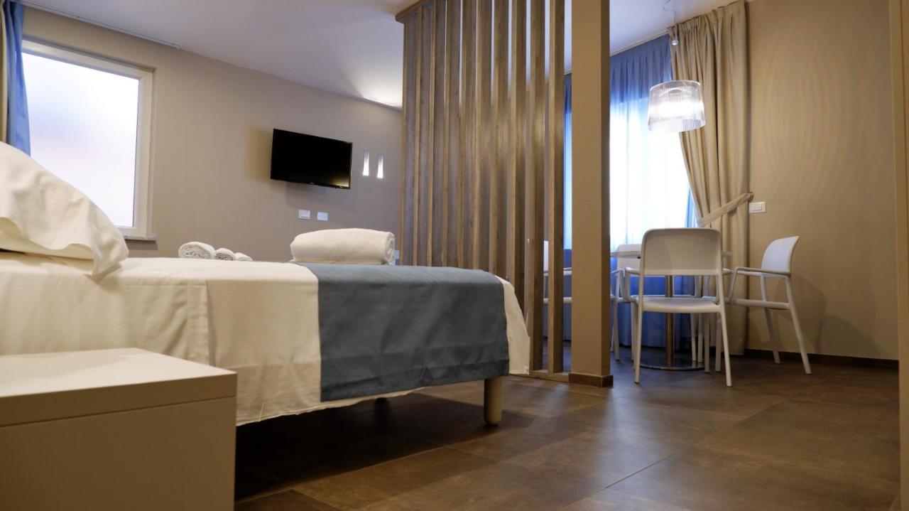 إمبيريا Pianomare Riviera Apartments And Rooms المظهر الخارجي الصورة