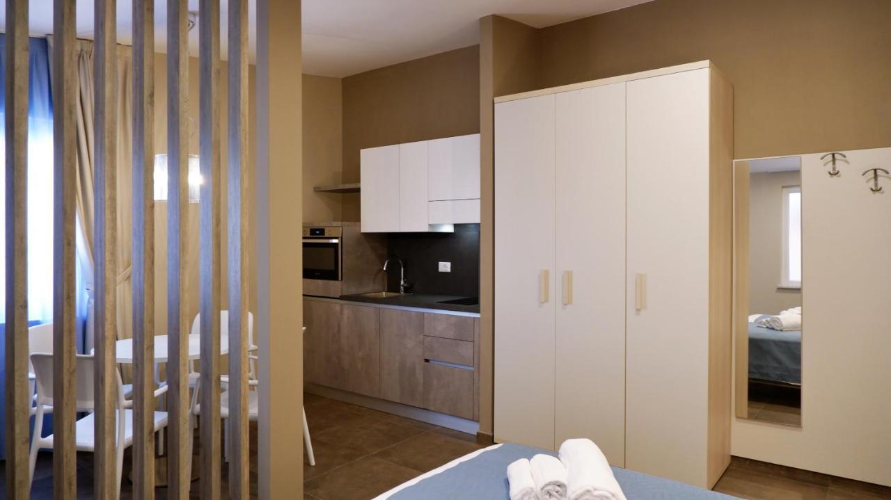 إمبيريا Pianomare Riviera Apartments And Rooms المظهر الخارجي الصورة