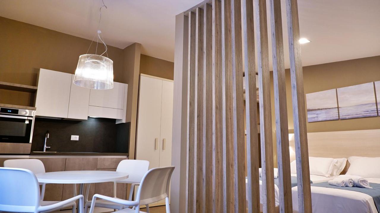 إمبيريا Pianomare Riviera Apartments And Rooms المظهر الخارجي الصورة
