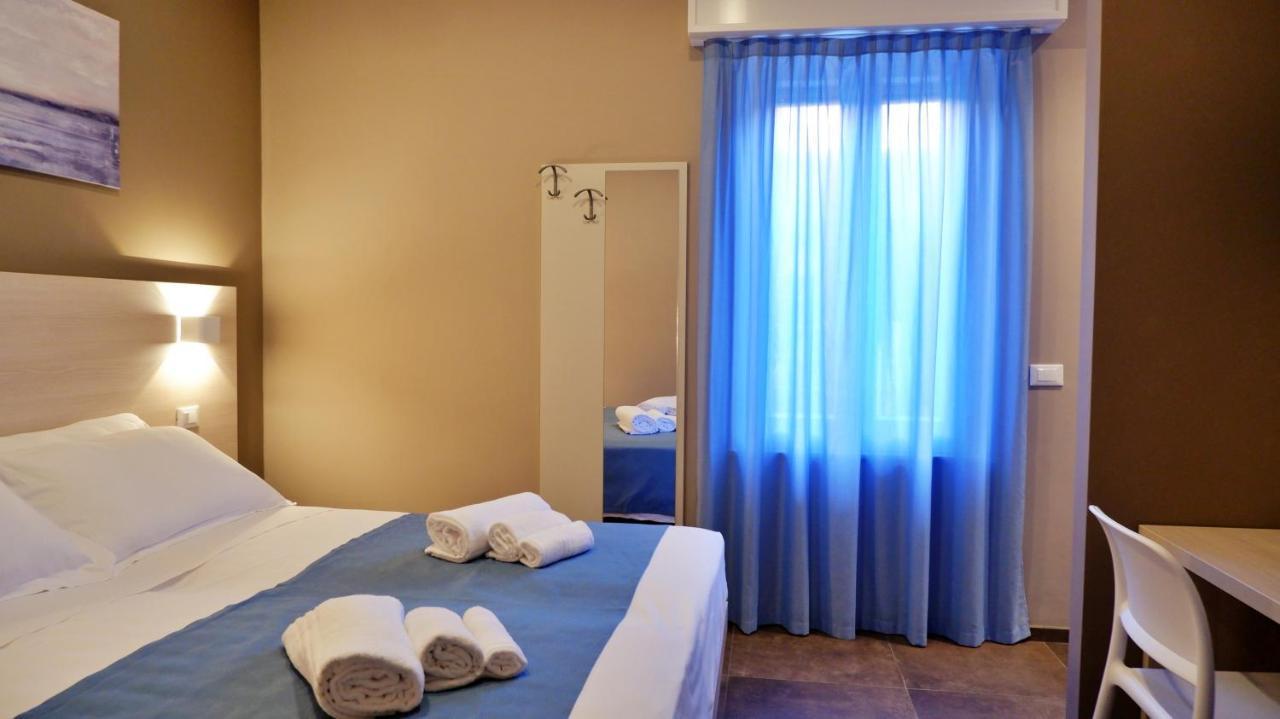 إمبيريا Pianomare Riviera Apartments And Rooms المظهر الخارجي الصورة