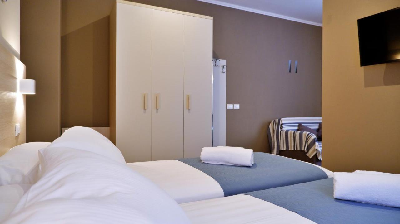 إمبيريا Pianomare Riviera Apartments And Rooms المظهر الخارجي الصورة